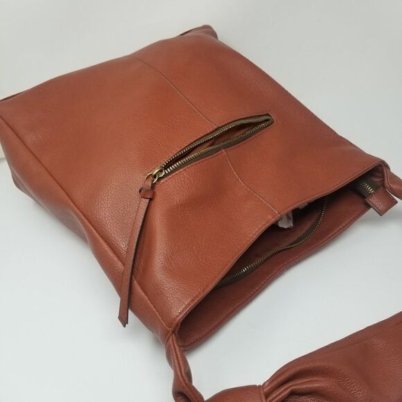 Brown Soft Faux Leather Shoulder Hobo Like Bag - Picture 11 of 13